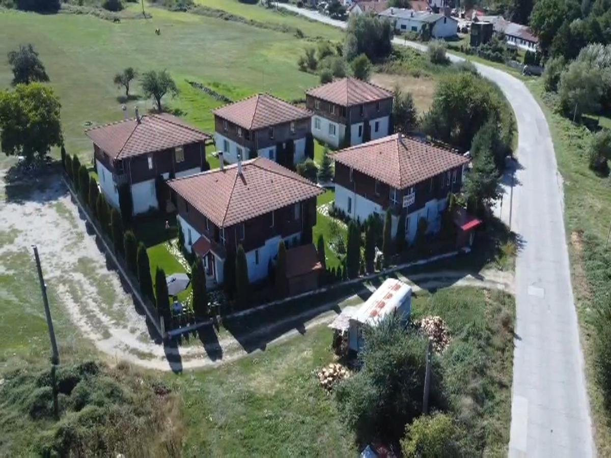 Къща За Гости "Марковски" Raduil Exterior photo